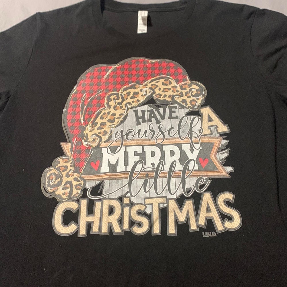 Bella Canvas Christmas Tee (Santa), EUC, Size Medium